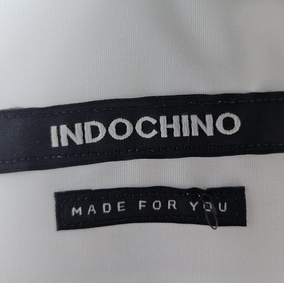 Indochino Egyptian Cotton Button-Down in Women's SP - Picture 4 of 16